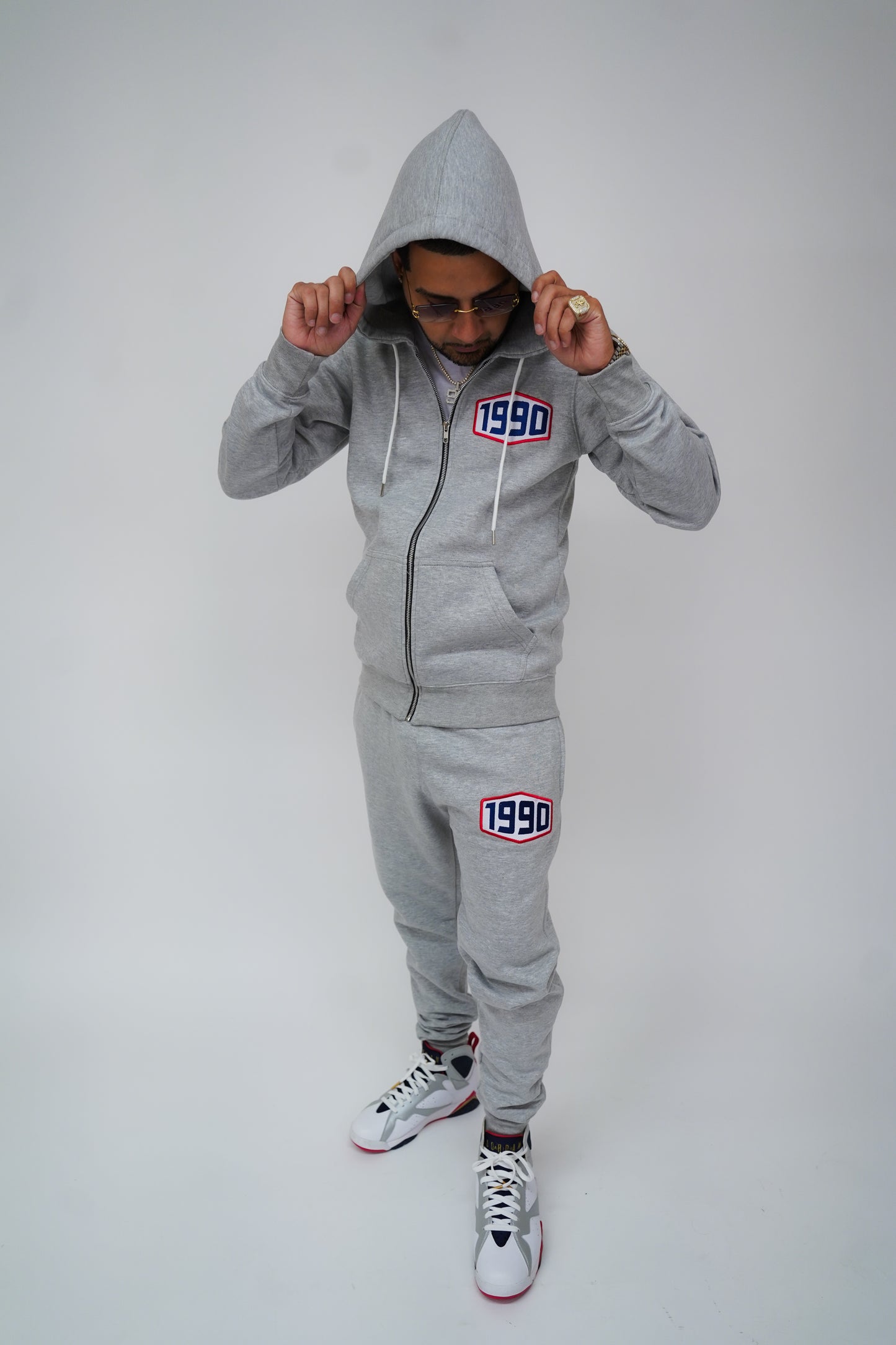 90’s Grey Sweatsuit
